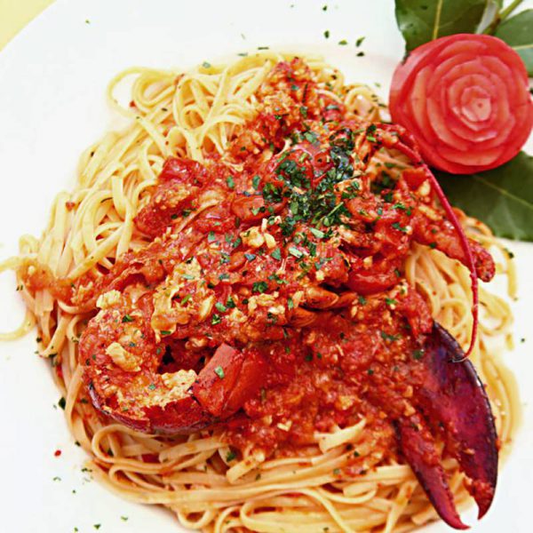 Pesce di mare - Linguine all'astice - Trattoria Onda Blu